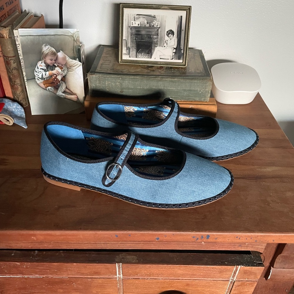 Chelsea & Violet Blue Mary Jane Flats